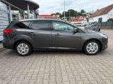 Ford Focus Turnier bei Gebrauchtwagen.expert - Abbildung (4 / 15)