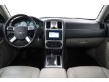 Chrysler 300C bei Gebrauchtwagen.expert - Abbildung (12 / 15)