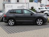 VW Tiguan bei Gebrauchtwagen.expert - Abbildung (4 / 12)