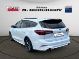 Ford Focus Turnier bei Gebrauchtwagen.expert - Abbildung (3 / 15) Ford Focus Turnier bei Gebrauchtwagen.expert - Abbildung (3 / 15)