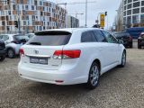 Toyota Avensis bei Gebrauchtwagen.expert - Abbildung (9 / 15)