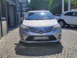 Toyota Avensis bei Gebrauchtwagen.expert - Abbildung (2 / 15)