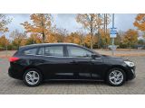 Ford Focus Turnier bei Gebrauchtwagen.expert - Abbildung (8 / 15)