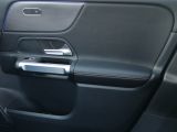 Mercedes-Benz GLB-Klasse bei Gebrauchtwagen.expert - Abbildung (14 / 15)