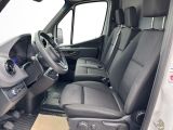Mercedes-Benz Sprinter bei Gebrauchtwagen.expert - Abbildung (15 / 15) Mercedes-Benz Sprinter bei Gebrauchtwagen.expert - Abbildung (15 / 15)