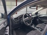Ford Focus Turnier bei Gebrauchtwagen.expert - Abbildung (15 / 15) Ford Focus Turnier bei Gebrauchtwagen.expert - Abbildung (15 / 15)