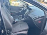 Ford Focus Turnier bei Gebrauchtwagen.expert - Abbildung (5 / 15) Ford Focus Turnier bei Gebrauchtwagen.expert - Abbildung (5 / 15)