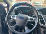 Ford Focus Turnier bei Gebrauchtwagen.expert - Abbildung (13 / 15) Ford Focus Turnier bei Gebrauchtwagen.expert - Abbildung (13 / 15)