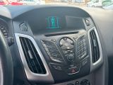 Ford Focus Turnier bei Gebrauchtwagen.expert - Abbildung (14 / 15) Ford Focus Turnier bei Gebrauchtwagen.expert - Abbildung (14 / 15)