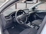 Ford Focus Turnier bei Gebrauchtwagen.expert - Abbildung (15 / 15) Ford Focus Turnier bei Gebrauchtwagen.expert - Abbildung (15 / 15)