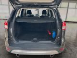 Ford Kuga bei Gebrauchtwagen.expert - Abbildung (12 / 15) Ford Kuga bei Gebrauchtwagen.expert - Abbildung (12 / 15)