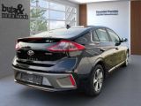 Hyundai IONIQ bei Gebrauchtwagen.expert - Abbildung (4 / 15) Hyundai IONIQ bei Gebrauchtwagen.expert - Abbildung (4 / 15)
