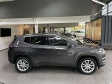 Jeep Compass bei Gebrauchtwagen.expert - Abbildung (4 / 15)