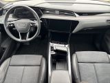 Audi e-tron bei Gebrauchtwagen.expert - Abbildung (12 / 15) Audi e-tron bei Gebrauchtwagen.expert - Abbildung (12 / 15)