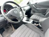 VW Passat bei Gebrauchtwagen.expert - Abbildung (9 / 15)