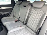 Audi Q5 bei Gebrauchtwagen.expert - Abbildung (14 / 15) Audi Q5 bei Gebrauchtwagen.expert - Abbildung (14 / 15)