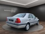 Mercedes-Benz C-Klasse bei Gebrauchtwagen.expert - Abbildung (7 / 15)