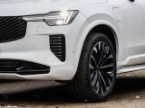 Volvo XC90 bei Gebrauchtwagen.expert - Abbildung (6 / 15) Volvo XC90 bei Gebrauchtwagen.expert - Abbildung (6 / 15)