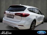 Ford Focus Turnier bei Gebrauchtwagen.expert - Abbildung (2 / 15)