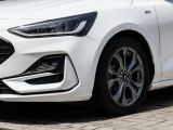 Ford Focus Turnier bei Gebrauchtwagen.expert - Abbildung (6 / 15)
