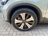 Volvo XC40 bei Gebrauchtwagen.expert - Abbildung (8 / 15)
