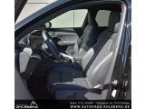 Audi Q5 bei Gebrauchtwagen.expert - Abbildung (11 / 15) Audi Q5 bei Gebrauchtwagen.expert - Abbildung (11 / 15)