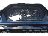Mercedes-Benz E-Klasse bei Gebrauchtwagen.expert - Abbildung (14 / 15) Mercedes-Benz E-Klasse bei Gebrauchtwagen.expert - Abbildung (14 / 15)
