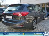 Ford Focus Turnier bei Gebrauchtwagen.expert - Abbildung (7 / 15) Ford Focus Turnier bei Gebrauchtwagen.expert - Abbildung (7 / 15)