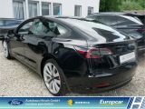 Tesla Model 3 bei Gebrauchtwagen.expert - Abbildung (4 / 15) Tesla Model 3 bei Gebrauchtwagen.expert - Abbildung (4 / 15)