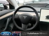 Tesla Model 3 bei Gebrauchtwagen.expert - Abbildung (14 / 15) Tesla Model 3 bei Gebrauchtwagen.expert - Abbildung (14 / 15)