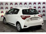 Toyota Yaris bei Gebrauchtwagen.expert - Abbildung (4 / 15)