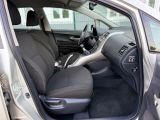 Toyota Auris bei Gebrauchtwagen.expert - Abbildung (14 / 15)