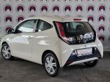 Toyota Aygo bei Gebrauchtwagen.expert - Abbildung (3 / 15)