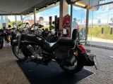 Honda Motorräder bei Gebrauchtwagen.expert - Abbildung (4 / 8)