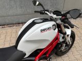 Ducati Monster bei Gebrauchtwagen.expert - Abbildung (14 / 15)