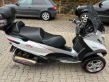 Piaggio MP3 bei Gebrauchtwagen.expert - Abbildung (6 / 11)