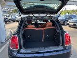 Mini Cooper bei Gebrauchtwagen.expert - Abbildung (5 / 15) Mini Cooper bei Gebrauchtwagen.expert - Abbildung (5 / 15)