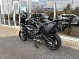 BMW S 1000 bei Gebrauchtwagen.expert - Abbildung (4 / 14) BMW S 1000 bei Gebrauchtwagen.expert - Abbildung (4 / 14)