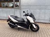 Yamaha XMAX 300 bei Gebrauchtwagen.expert - Abbildung (4 / 12)