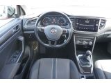 VW T-Roc bei Gebrauchtwagen.expert - Abbildung (14 / 15)