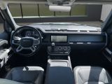 Land Rover Defender bei Gebrauchtwagen.expert - Abbildung (12 / 15)
