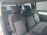 Opel Vivaro bei Gebrauchtwagen.expert - Abbildung (14 / 15)