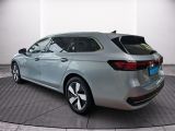 VW Passat bei Gebrauchtwagen.expert - Abbildung (5 / 15) VW Passat bei Gebrauchtwagen.expert - Abbildung (5 / 15)