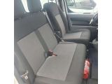 Opel Vivaro bei Gebrauchtwagen.expert - Abbildung (13 / 14)
