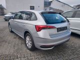 Skoda Scala bei Gebrauchtwagen.expert - Abbildung (5 / 11)
