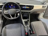 VW Polo bei Gebrauchtwagen.expert - Abbildung (8 / 15) VW Polo bei Gebrauchtwagen.expert - Abbildung (8 / 15)