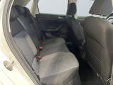 VW Polo bei Gebrauchtwagen.expert - Abbildung (11 / 15) VW Polo bei Gebrauchtwagen.expert - Abbildung (11 / 15)