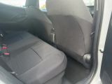 Toyota Yaris bei Gebrauchtwagen.expert - Abbildung (13 / 15)