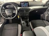 Ford Focus Turnier bei Gebrauchtwagen.expert - Abbildung (10 / 15) Ford Focus Turnier bei Gebrauchtwagen.expert - Abbildung (10 / 15)