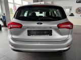 Ford Focus Turnier bei Gebrauchtwagen.expert - Abbildung (6 / 15) Ford Focus Turnier bei Gebrauchtwagen.expert - Abbildung (6 / 15)